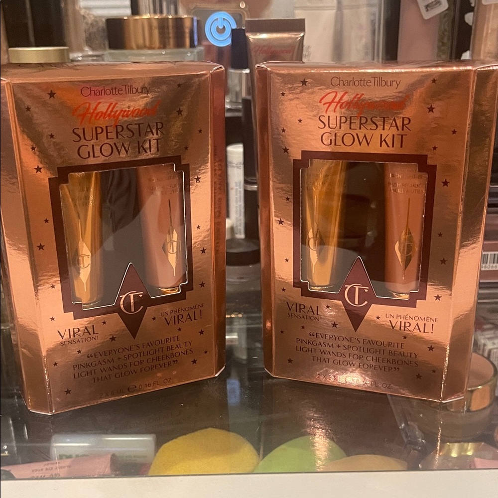 2 item bundle Charlotte Tilbury superstar glow kit 2 highlighters ⭐️⭐️⭐️⭐️⭐️